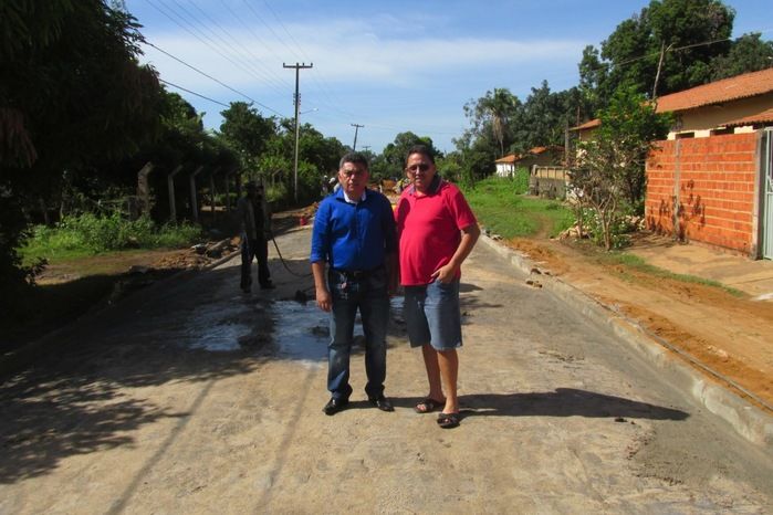 Prefeito Walter Alencar visita as Obras de Pavimentação  - Imagem 10