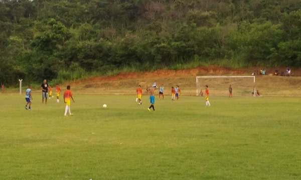Escolinha de Futebol Semeando o Futuro fez primeiro Jogo Teste fora - Imagem 10