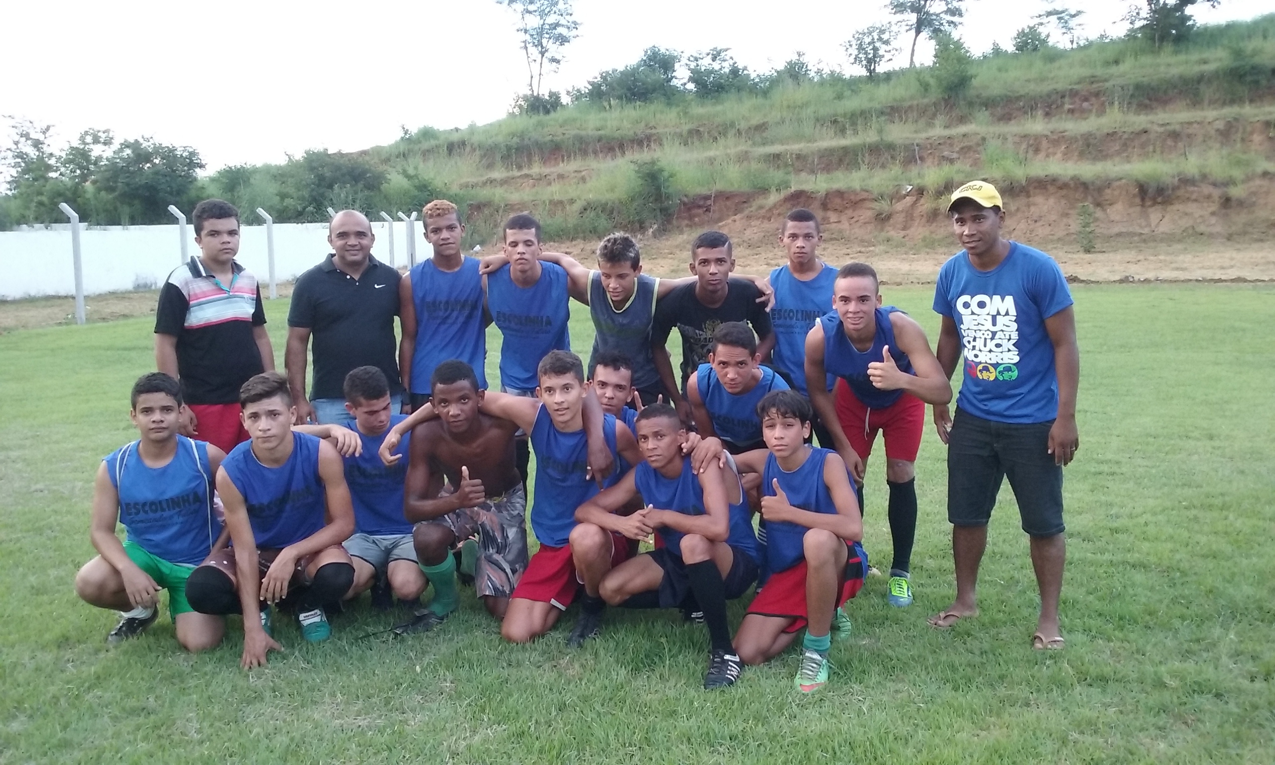 Escolinha de Futebol Semeando o Futuro fez primeiro Jogo Teste fora