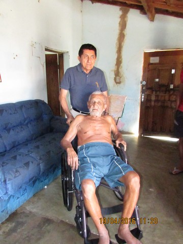 Dr. Zé Maria Realiza Entrega Cadeira de Rodas - Imagem 3