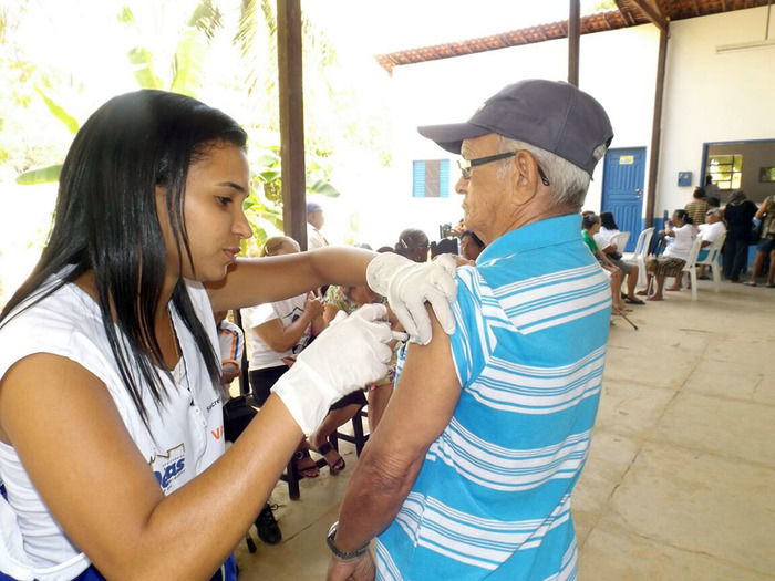 Prefeitura de Oeiras promove vacinação contra H1N1 - Imagem 13