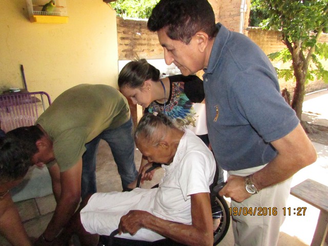 Dr. Zé Maria Realiza Entrega Cadeira de Rodas - Imagem 12