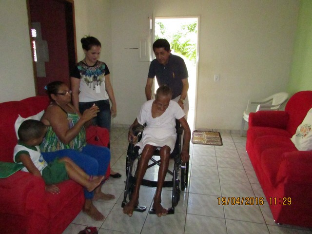 Dr. Zé Maria Realiza Entrega Cadeira de Rodas - Imagem 15