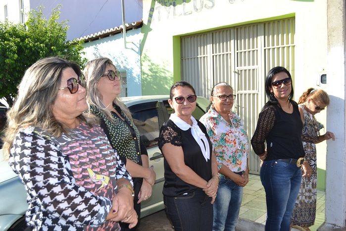 Alegretenses recebem presentes no 24º Aniversário da Cidade - Imagem 2