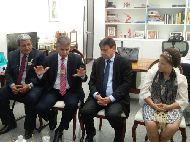 Prefeito Zé Resende pede obras em Brasília - Imagem 3