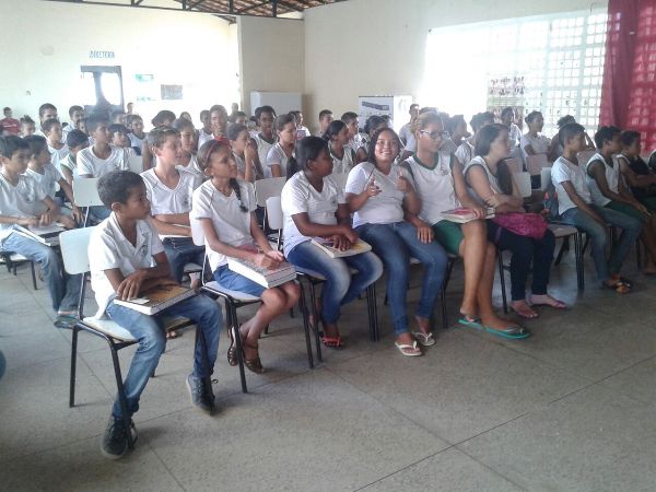 Alunos participam de palestra em Santo Inácio - Imagem 3