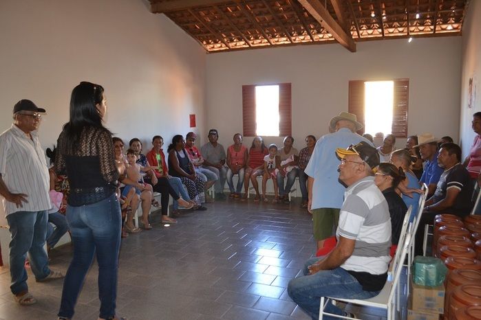 Alegretenses recebem presentes no 24º Aniversário da Cidade - Imagem 12
