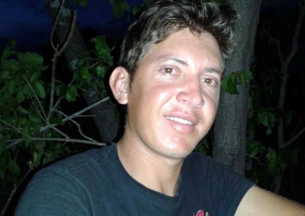 Jovem sofre acidente e corpo é encontrado por populares - Imagem 1