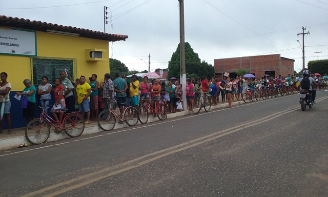Agricolandenses recebem cerca de 15 Mil Kg de Feijão - Imagem 5