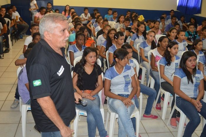 Equipe DEPRE realiza palestra preventiva contra drogas  - Imagem 32