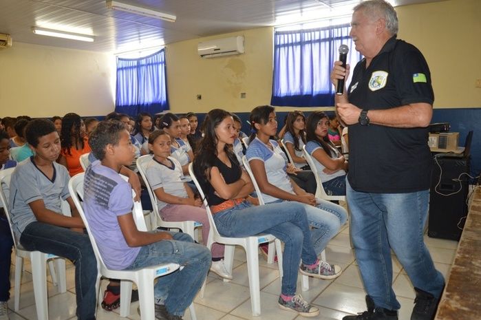 Equipe DEPRE realiza palestra preventiva contra drogas  - Imagem 17