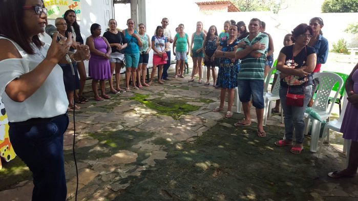 Usuários do Caps Renascer comemoram a Pascoa  - Imagem 18