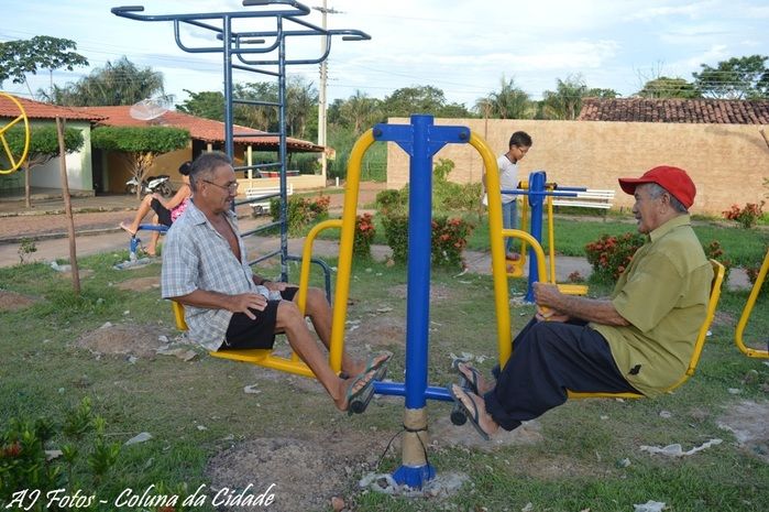 Academia Popular é sucesso na Praça do Conjunto São João  - Imagem 7