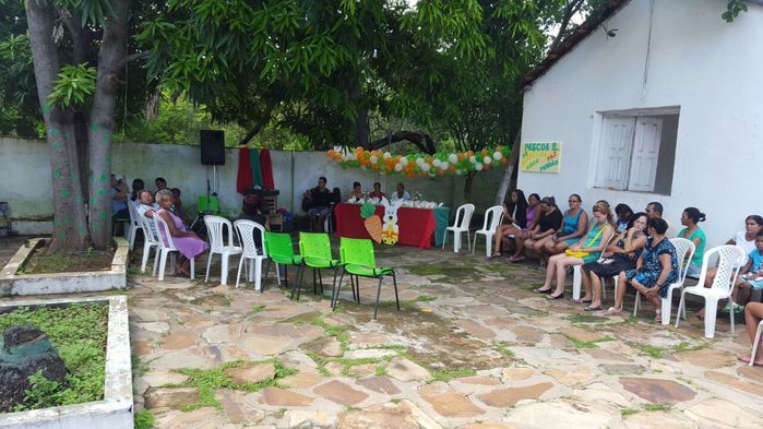 Usuários do Caps Renascer comemoram a Pascoa  - Imagem 23