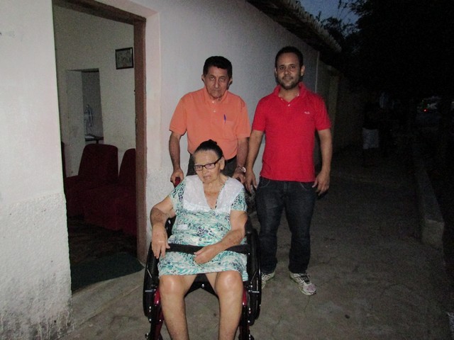 Prefeito Dr. Zé Maria Realiza Entrega Cadeiras de Rodas  - Imagem 9