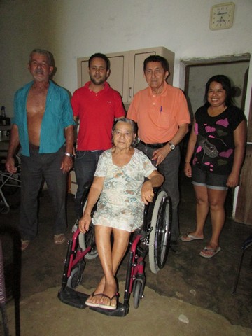 Prefeito Dr. Zé Maria Realiza Entrega Cadeiras de Rodas  - Imagem 10