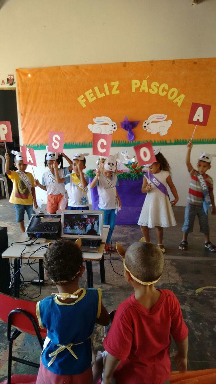 Escolas comemora Páscoa com a entrega de ovos de chocolate - Imagem 6