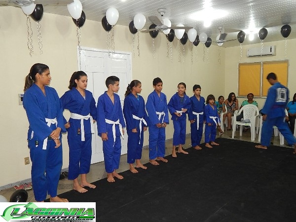 Alunos da Escolinha de Judô sobem de Nível e recebem a Troca de Fai - Imagem 2
