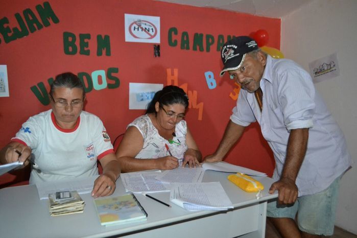 Secretaria Mun. de Saúde de Alegrete realiza campanha de vacina - Imagem 8