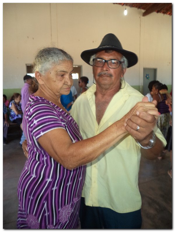 SEMTAC homenageia as Mães no Centro de Convivência - Imagem 11