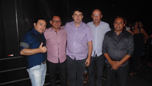 População prestigia evento cultural em Santo Inácio  - Imagem 36