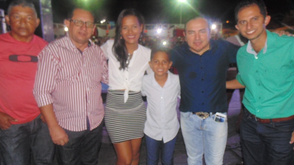 População prestigia evento cultural em Santo Inácio  - Imagem 76