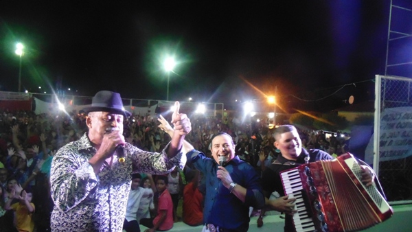 População prestigia evento cultural em Santo Inácio  - Imagem 73