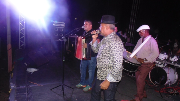 População prestigia evento cultural em Santo Inácio  - Imagem 69