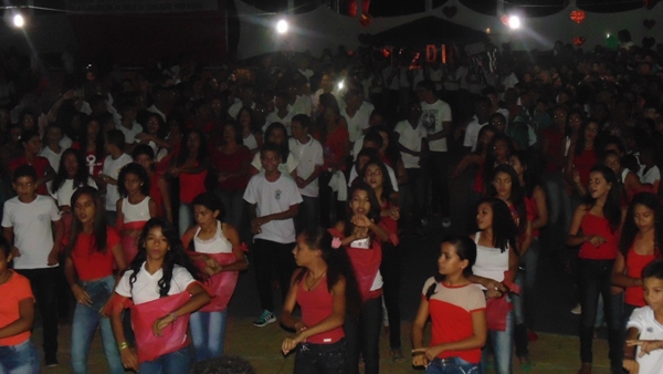 População prestigia evento cultural em Santo Inácio  - Imagem 4