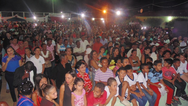 População prestigia evento cultural em Santo Inácio  - Imagem 48