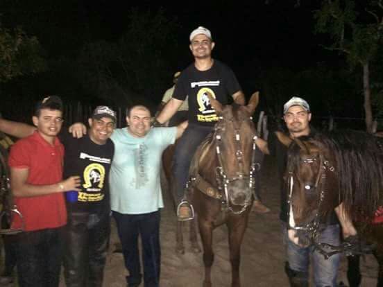 Irmãos Feitosa realiza a X edição da vaquejada no Chico Maricô - Imagem 25