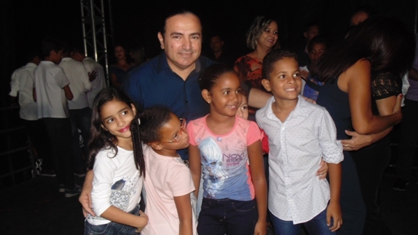 População prestigia evento cultural em Santo Inácio  - Imagem 43