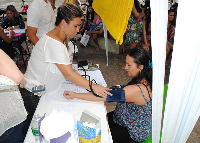 Município realiza festa em comemoração ao dia das mães - Imagem 39