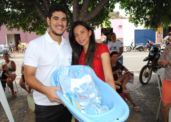 Município realiza festa em comemoração ao dia das mães - Imagem 91