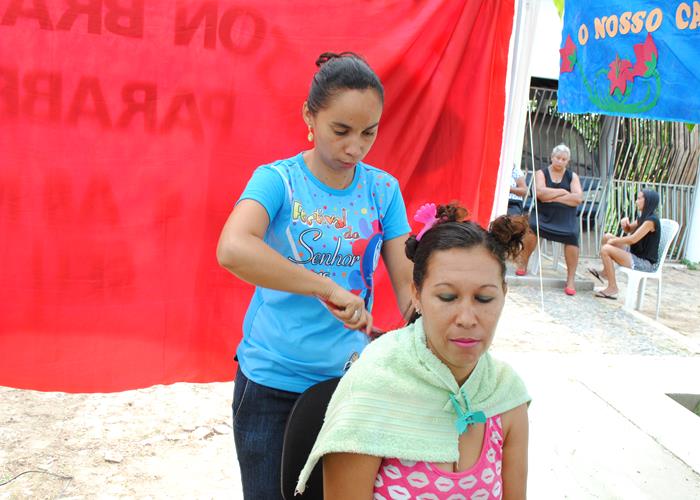 Município realiza festa em comemoração ao dia das mães - Imagem 27