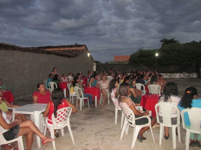 CRAS de São Félix do Piauí realiza festa em homenagem às Mães - Imagem 26