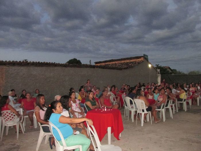 CRAS de São Félix do Piauí realiza festa em homenagem às Mães - Imagem 15