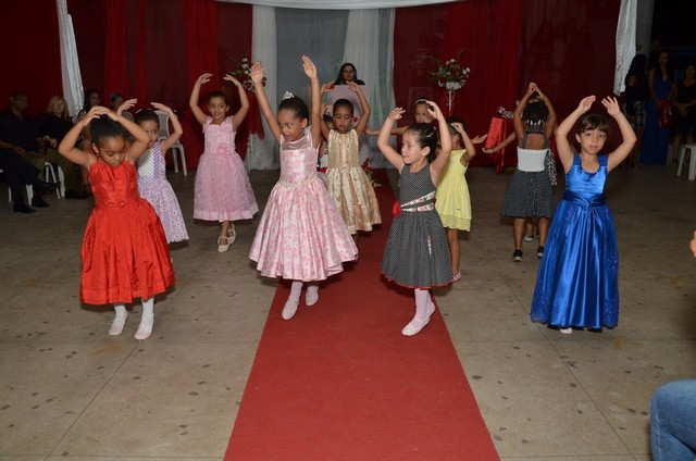 Grande Jantar Foi Realizado Para Comemorar o Dia das Mães - Imagem 19