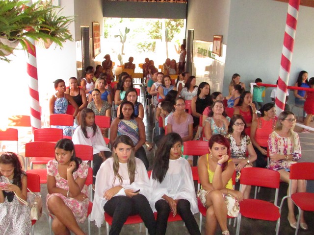 Escola Liberato Vieira Realizou Homenagem as Mães da Escola - Imagem 13