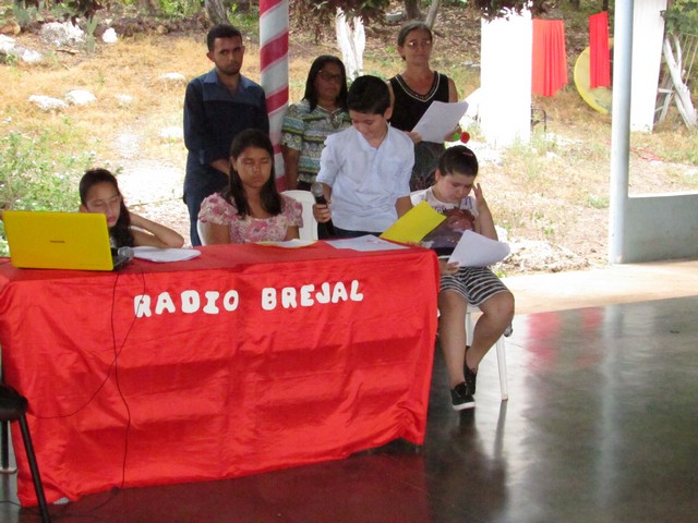 Escola Liberato Vieira Realizou Homenagem as Mães da Escola - Imagem 70