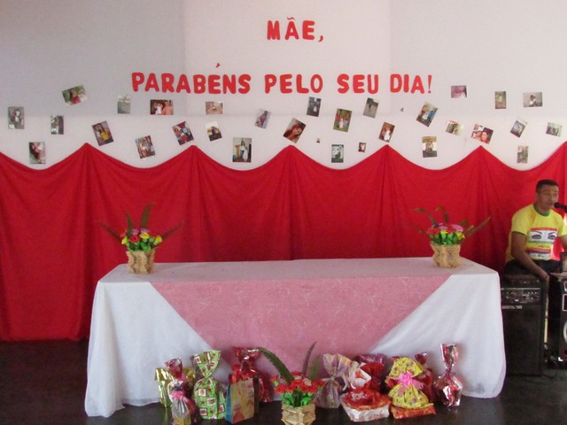 Escola Liberato Vieira Realizou Homenagem as Mães da Escola - Imagem 12