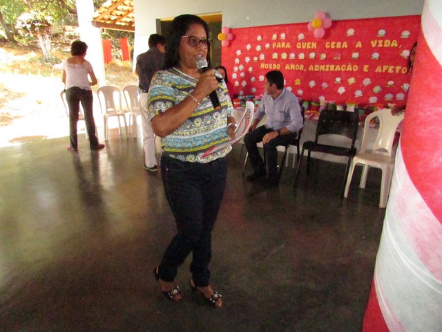 Escola Liberato Vieira Realizou Homenagem as Mães da Escola - Imagem 79
