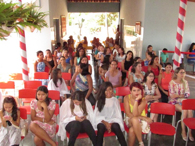 Escola Liberato Vieira Realizou Homenagem as Mães da Escola - Imagem 14