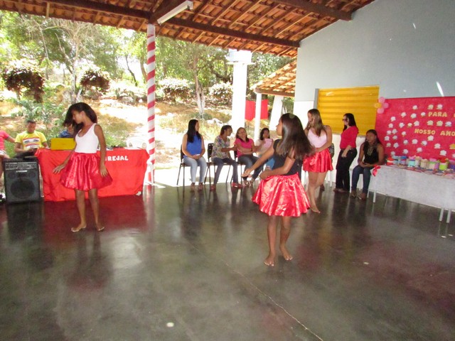 Escola Liberato Vieira Realizou Homenagem as Mães da Escola - Imagem 50