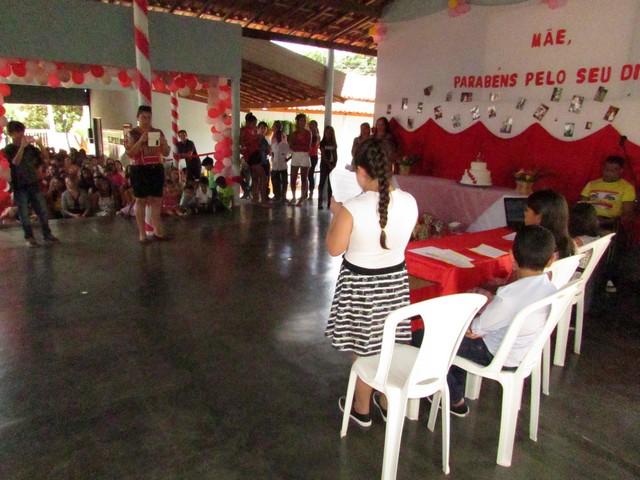 Escola Liberato Vieira Realizou Homenagem as Mães da Escola - Imagem 64