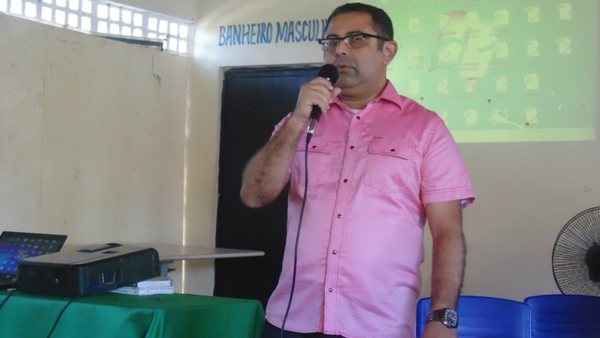 Servidores participam de reunião com prefeito  - Imagem 8