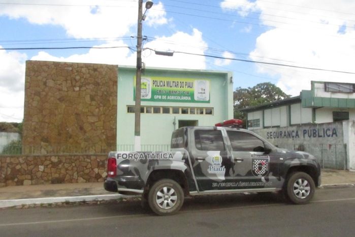 Policia apreende menores acusado de roubar uma casa em Agricolândia - Imagem 3