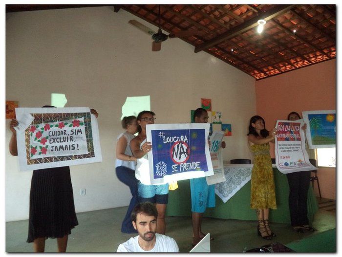 CAPS e usuários comemoram o Dia 18 de Maio-Luta Antimanicomial  - Imagem 36