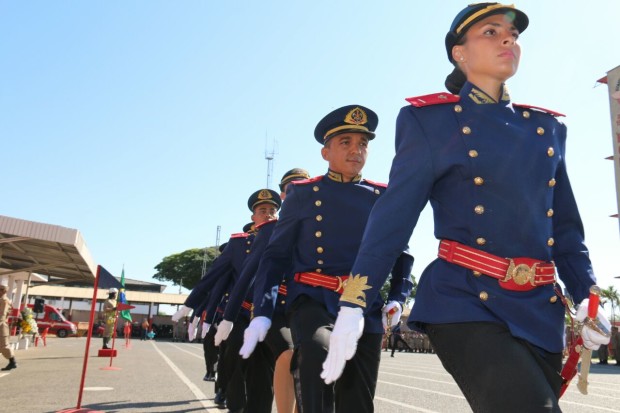 Confira a Formatura do Oficial do Corpo de Bombeiro Iran Feitosa - Imagem 8
