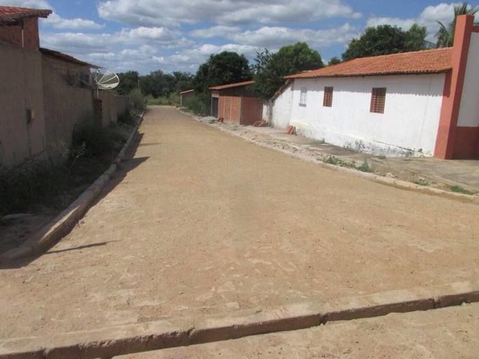 Prefeitura de São Félix realiza obra de pavimentação de ruas  - Imagem 9